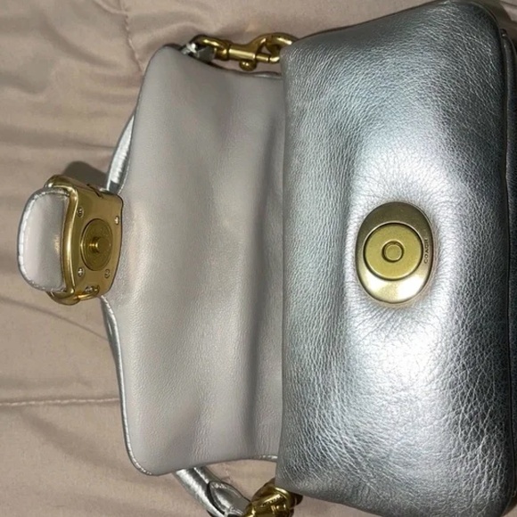 Coach Pillow Tabby Shoulder Bag 18 - Picture 5 of 11